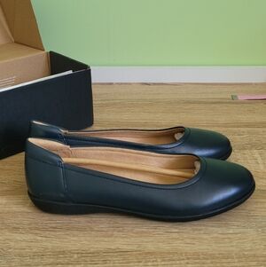 Naturalizer Flexy Ballet Flats NWT 8W Navy Leather Classic Minimalist